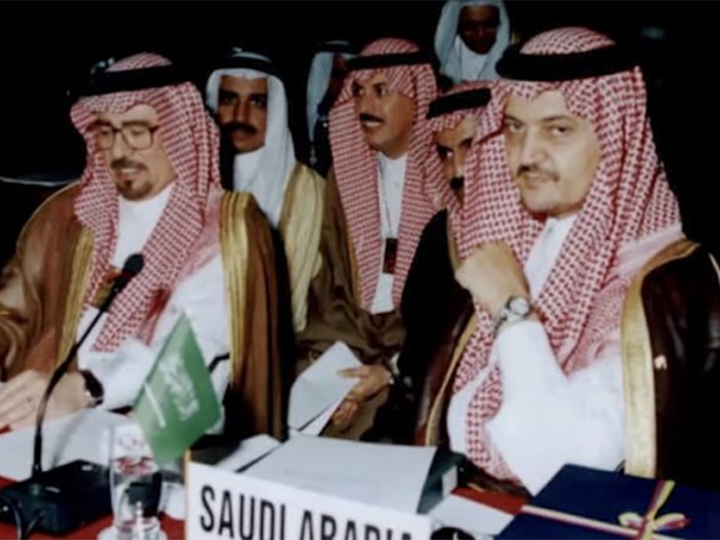 الكشف عن سر بكاء الأمير الراحل "سعود الفيصل" في موسكو... شاهد الفيديو